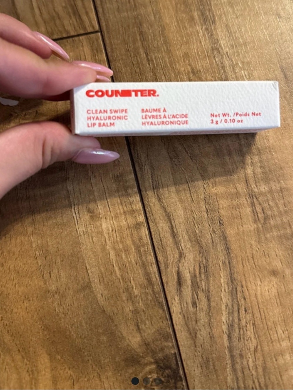 Counter lip balm